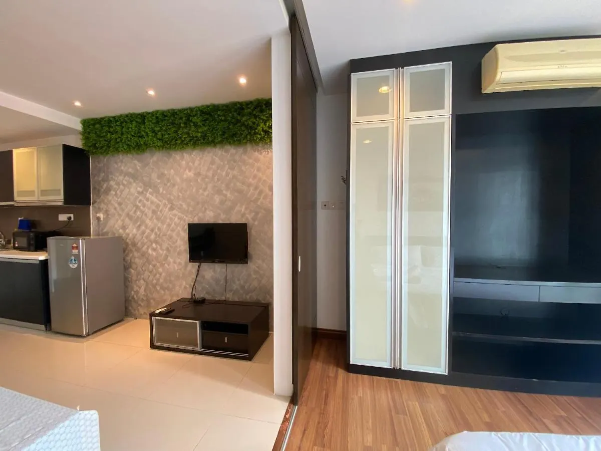 Spacious 3R,2R,Studio 5Min Walk To Time Square,Lalaport, Pool,Gym,Wifi Lägenhet Kuala Lumpur Malaysia